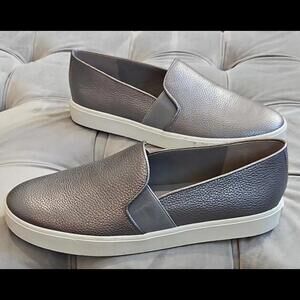 Vince. Blair Silver Leather Slip On Fashion Sneakers Womens Shoes Flat 39 9 $225